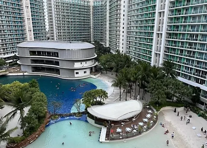 Casa Familia - Azure Residences 5*
